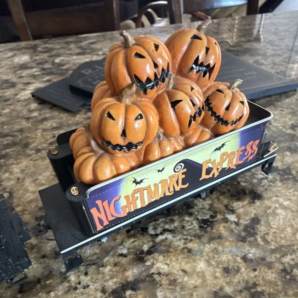 Disney Nightmare Before Christmas G Gauge Nightmare Express Steam Train